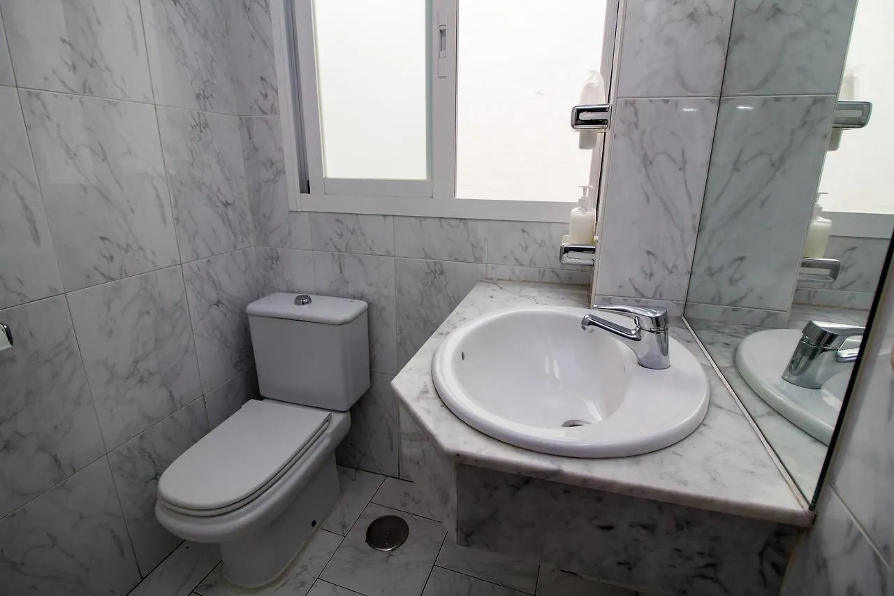 Hostal Berlin Marbella Guest house